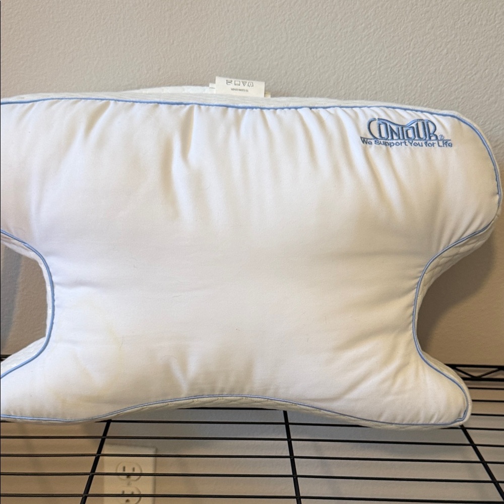 Contour pillow for CPAP users with 2 pillowcases